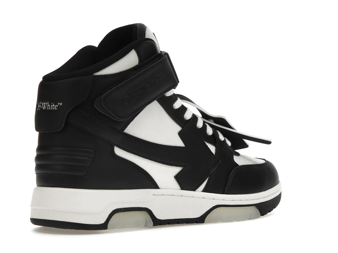 Vue 33 de Off-White Out Of Office Mid Top Panda
