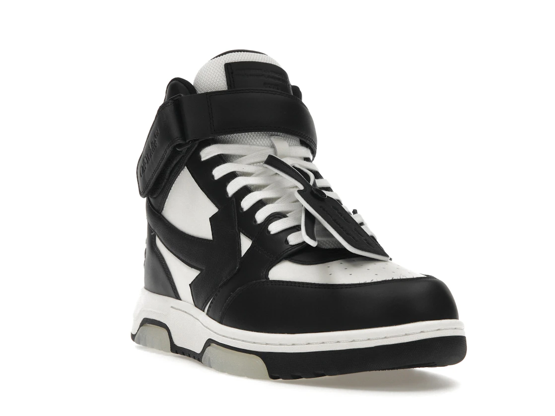 Vue 7 de Off-White Out Of Office Mid Top Panda
