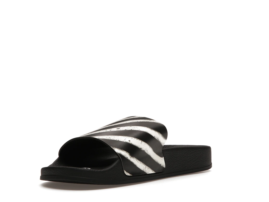 Vue 14 de Off-White Spray Stripes Slides Black