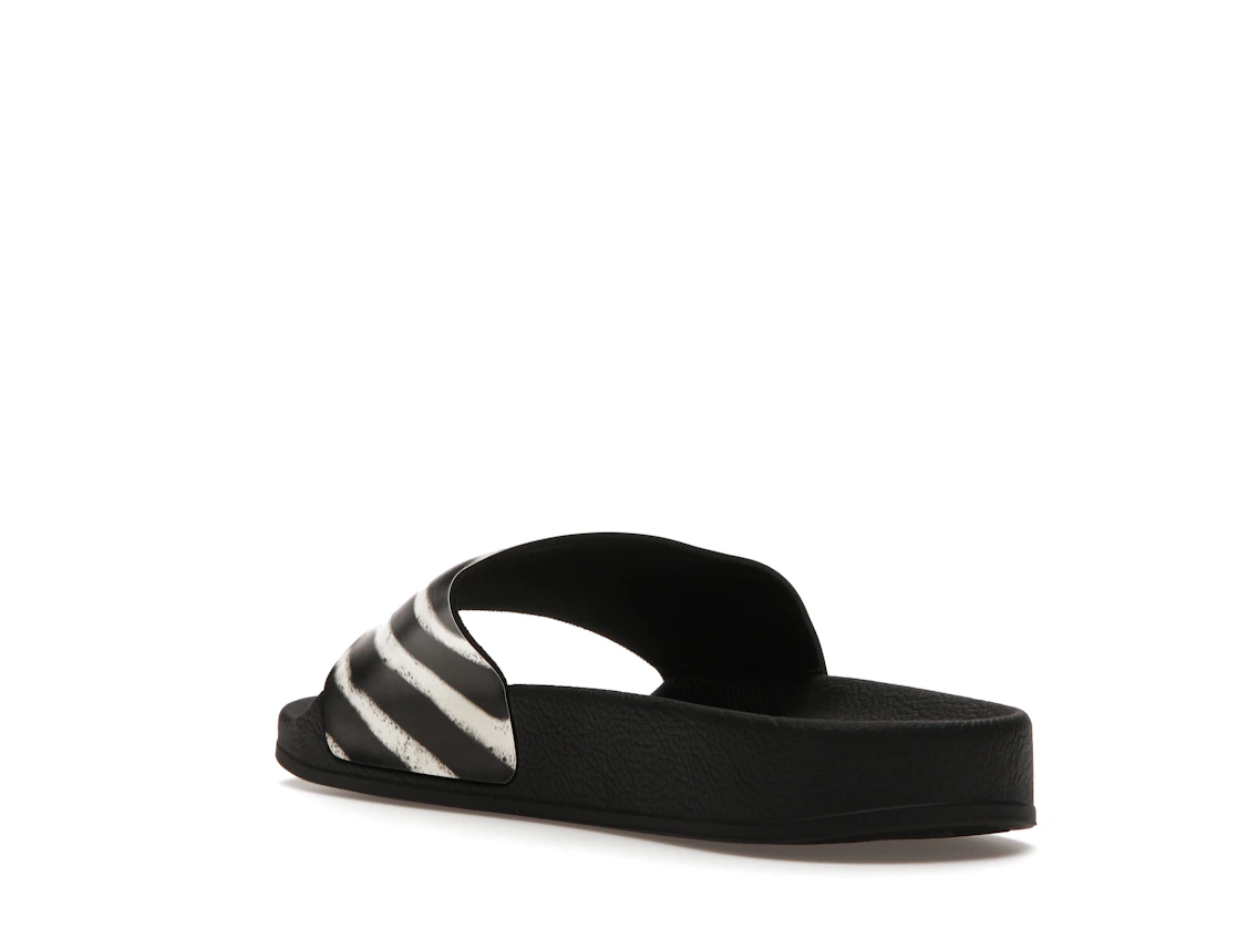Vue 25 de Off-White Spray Stripes Slides Black