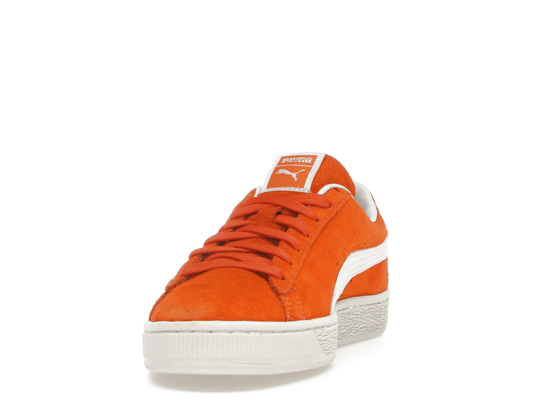 Vue 12 de Puma Suede Charles F. Stead Orange Glo White
