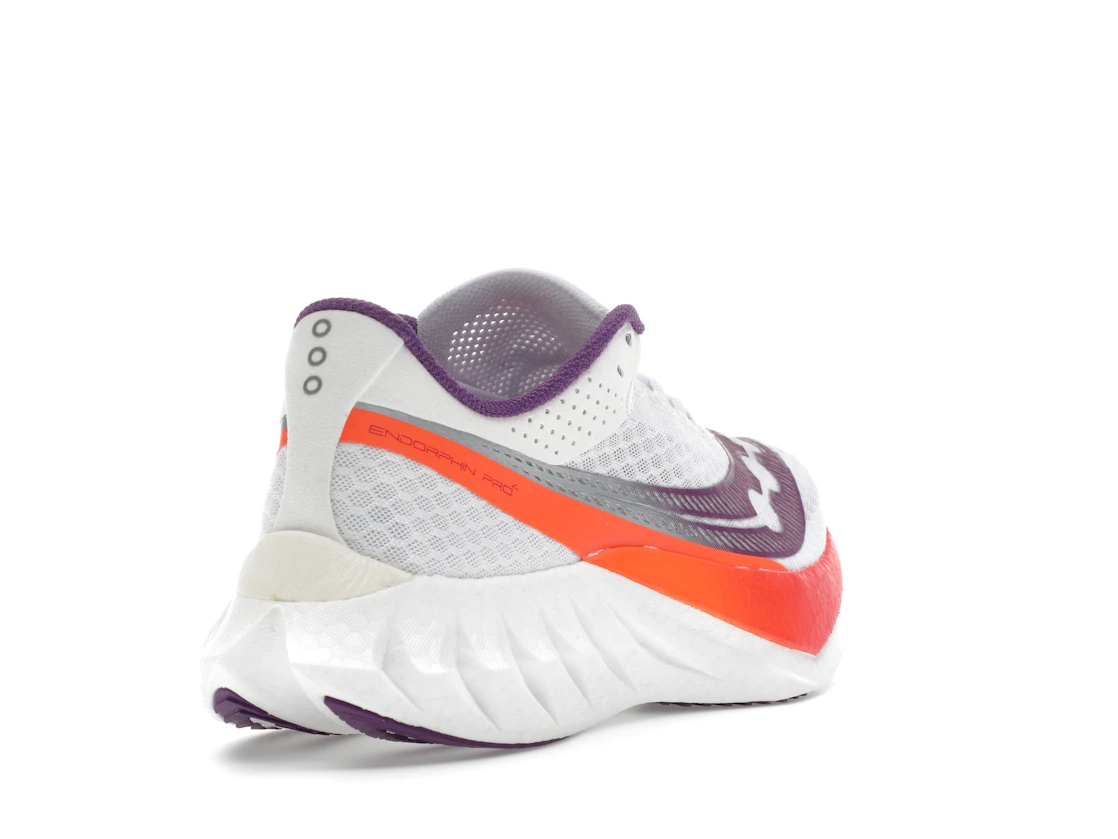 Vue 31 de Saucony Endorphin Pro 4 White Violet 