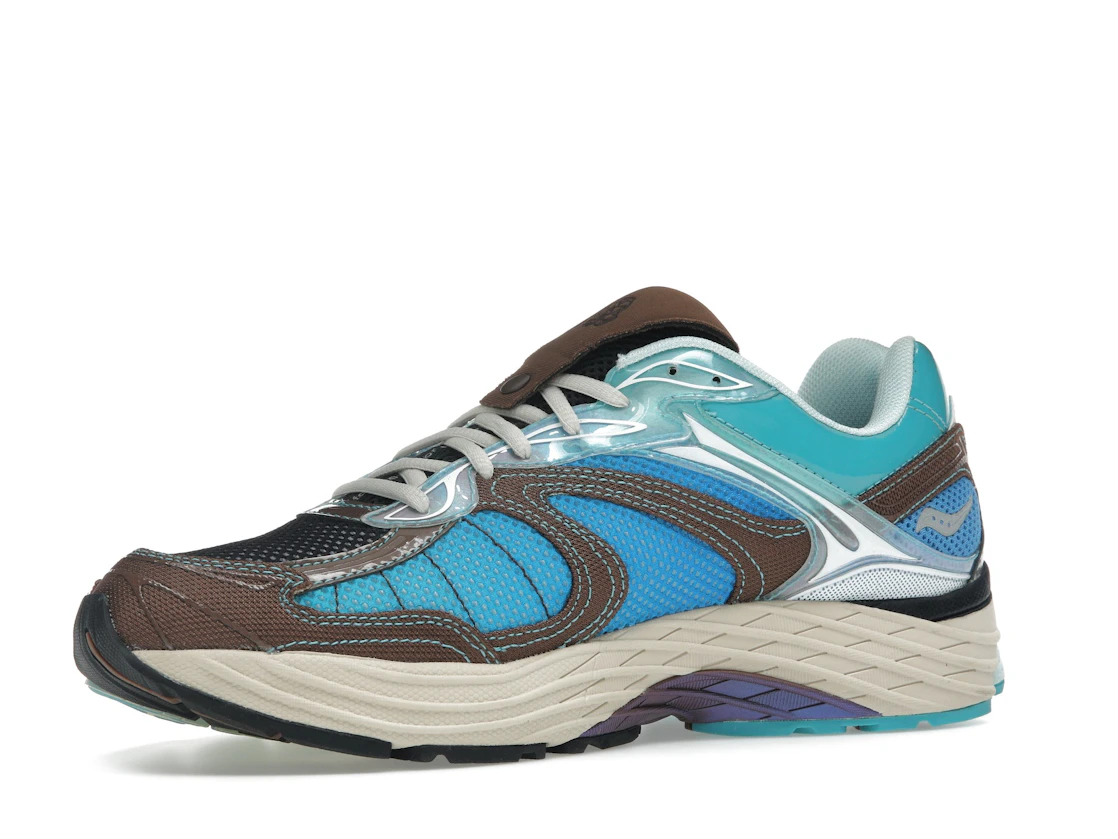 Vue 16 de Saucony ProGrid Omni 9 Footpatrol Blue Brown