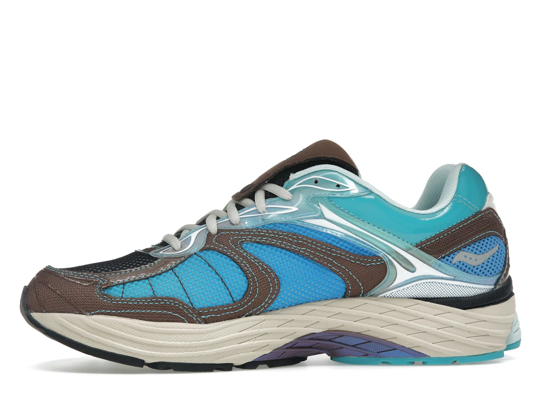 Vue 18 de Saucony ProGrid Omni 9 Footpatrol Blue Brown