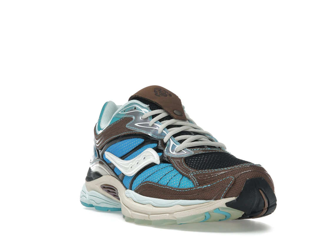 Vue 7 de Saucony ProGrid Omni 9 Footpatrol Blue Brown