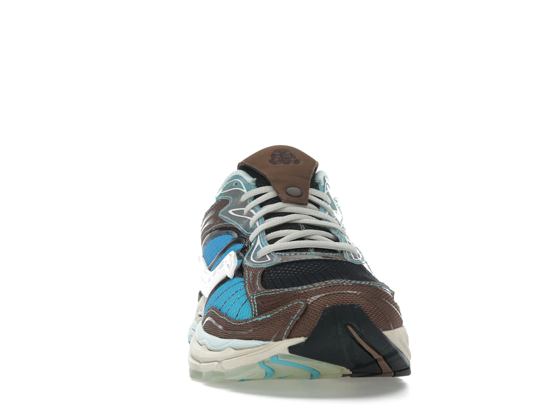Vue 9 de Saucony ProGrid Omni 9 Footpatrol Blue Brown
