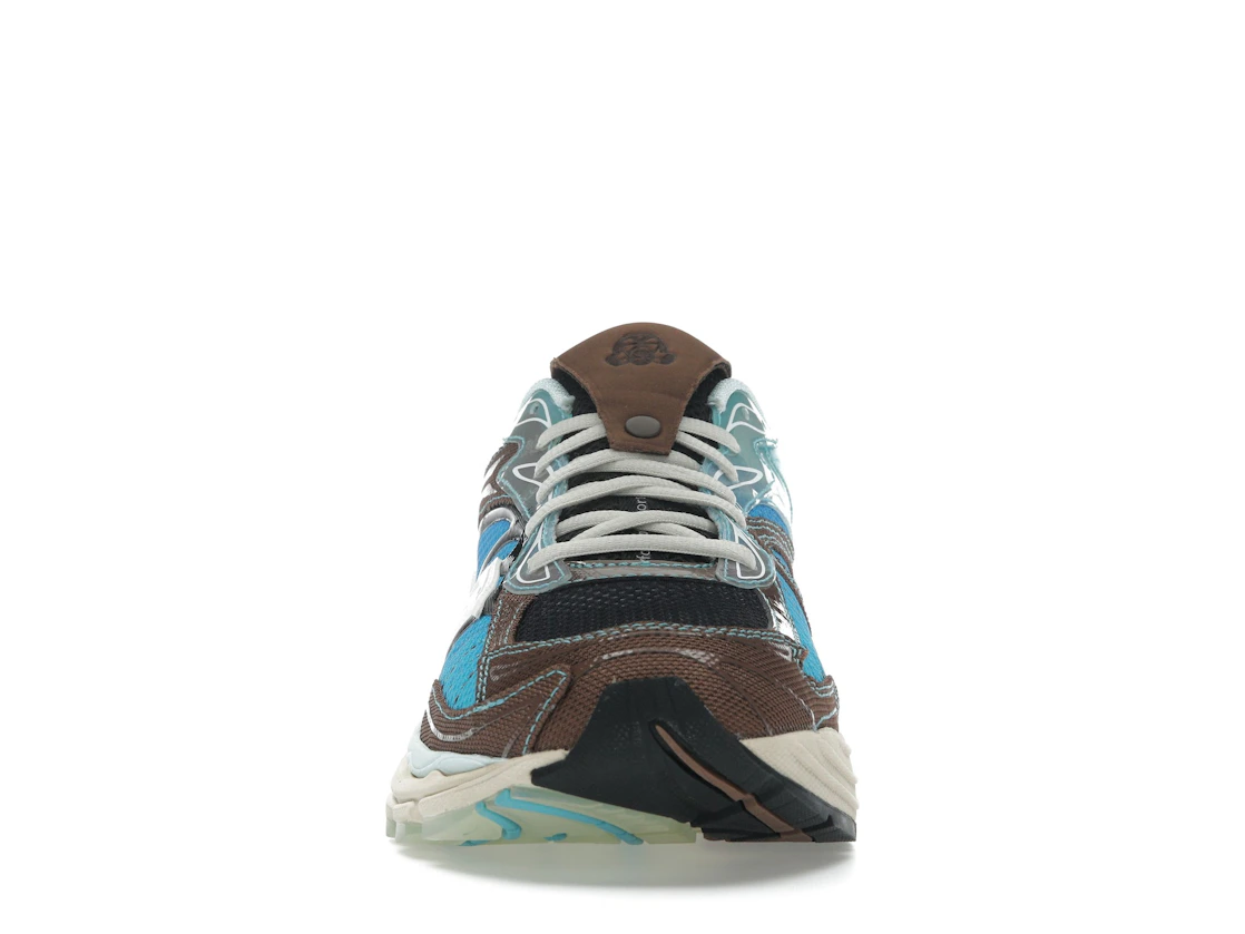 Vue 10 de Saucony ProGrid Omni 9 Footpatrol Blue Brown