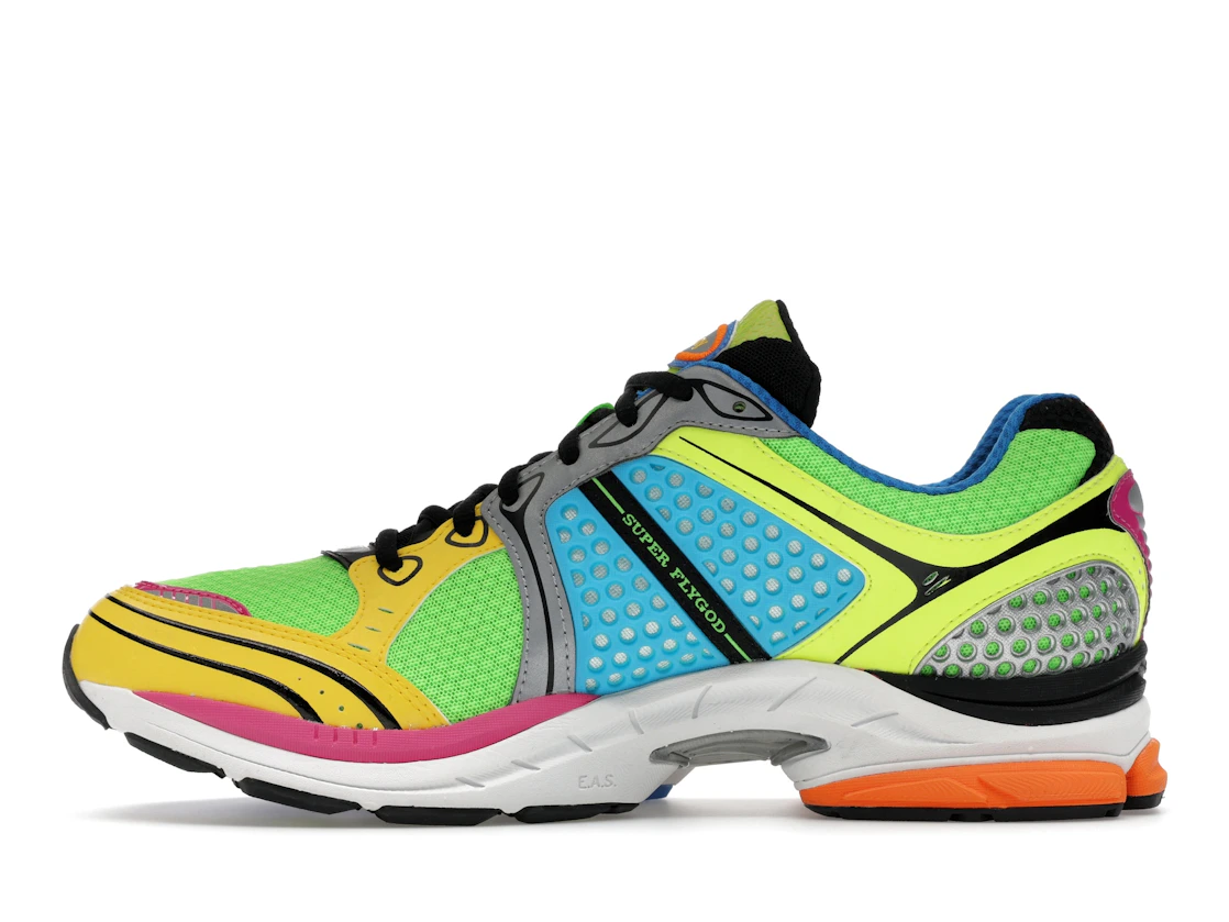 Vue 19 de Saucony ProGrid Triumph 4 Westside Gunn Super Flygod