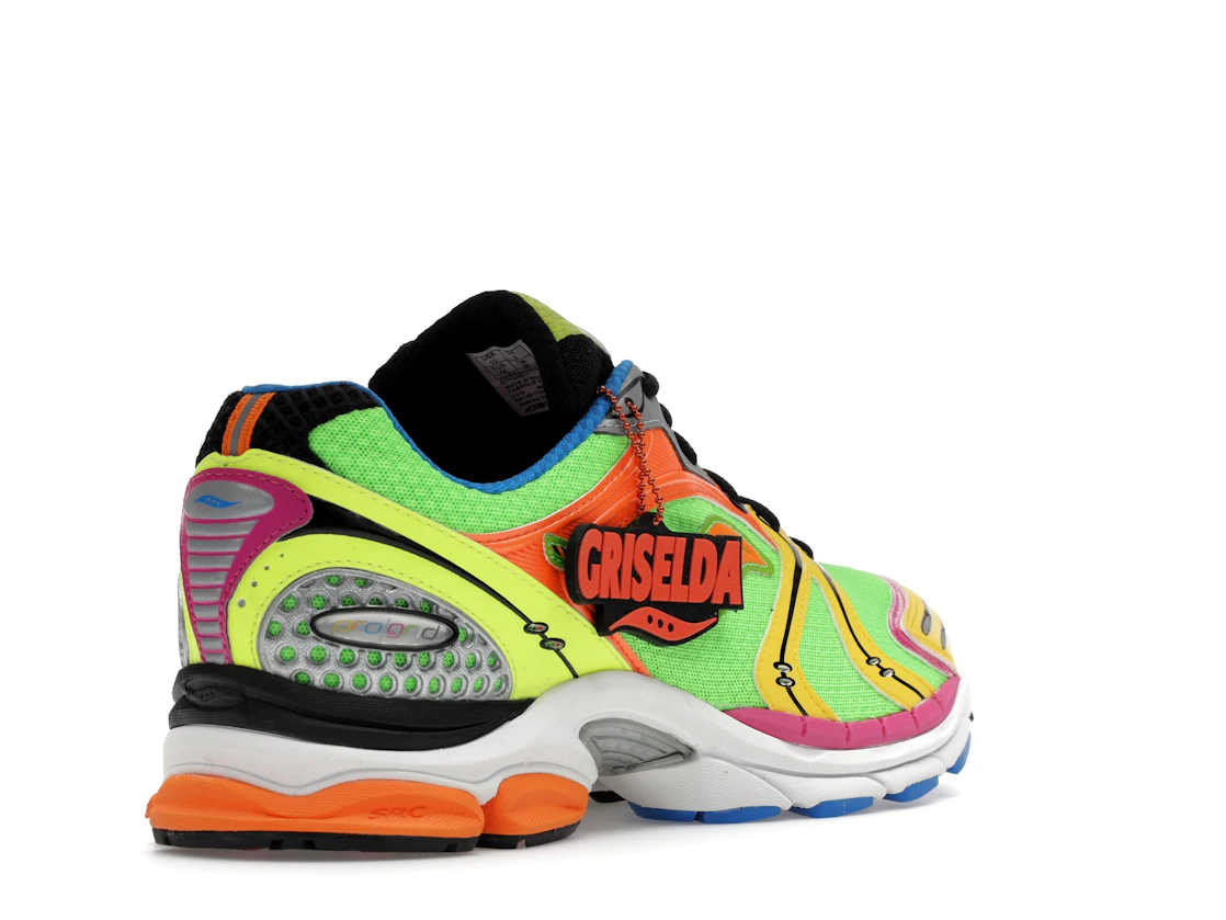 Vue 32 de Saucony ProGrid Triumph 4 Westside Gunn Super Flygod