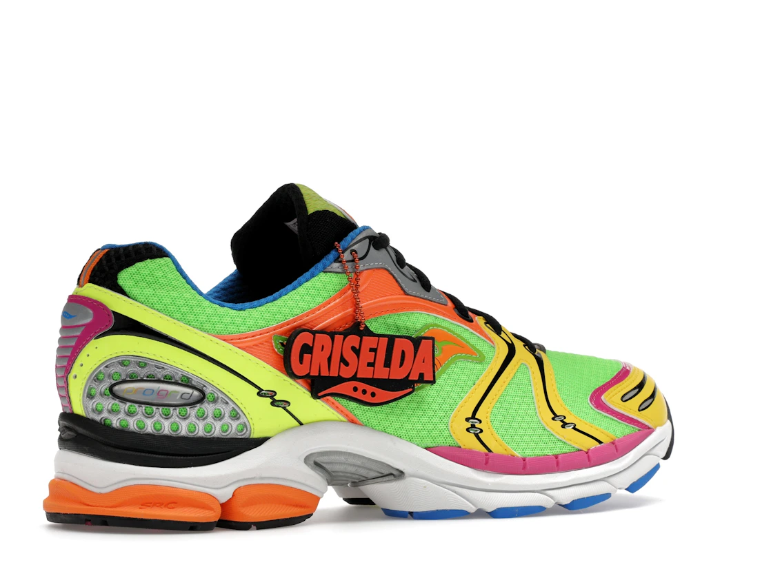 Vue 34 de Saucony ProGrid Triumph 4 Westside Gunn Super Flygod