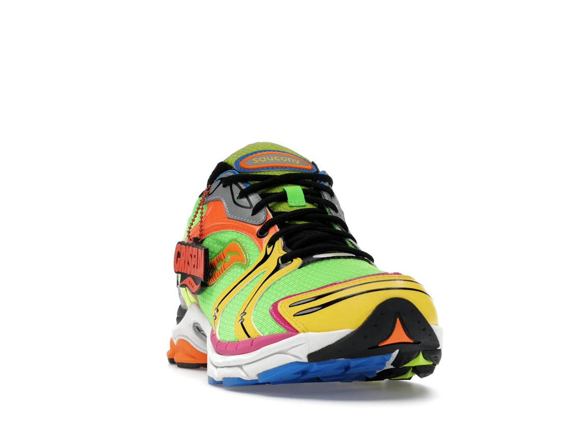 Vue 8 de Saucony ProGrid Triumph 4 Westside Gunn Super Flygod