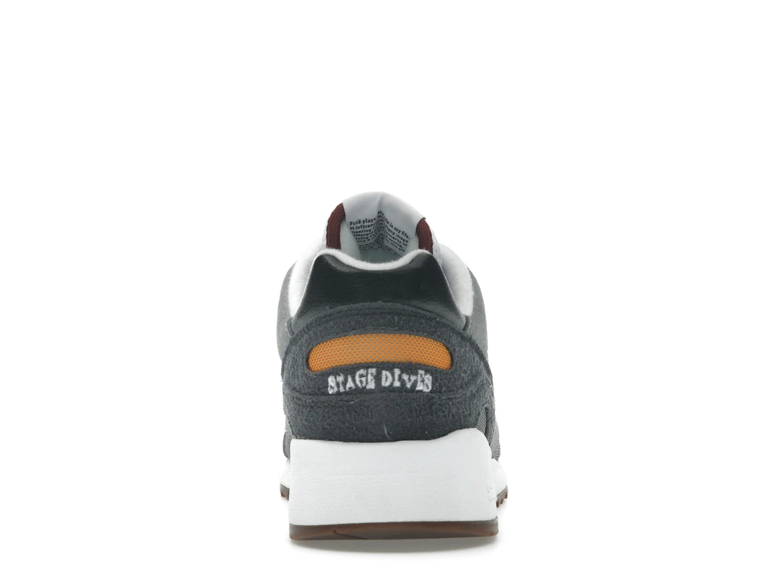 Vue 28 de Saucony Shadow 6000 Saucony & Friends Pack Hardcore Punk Scene