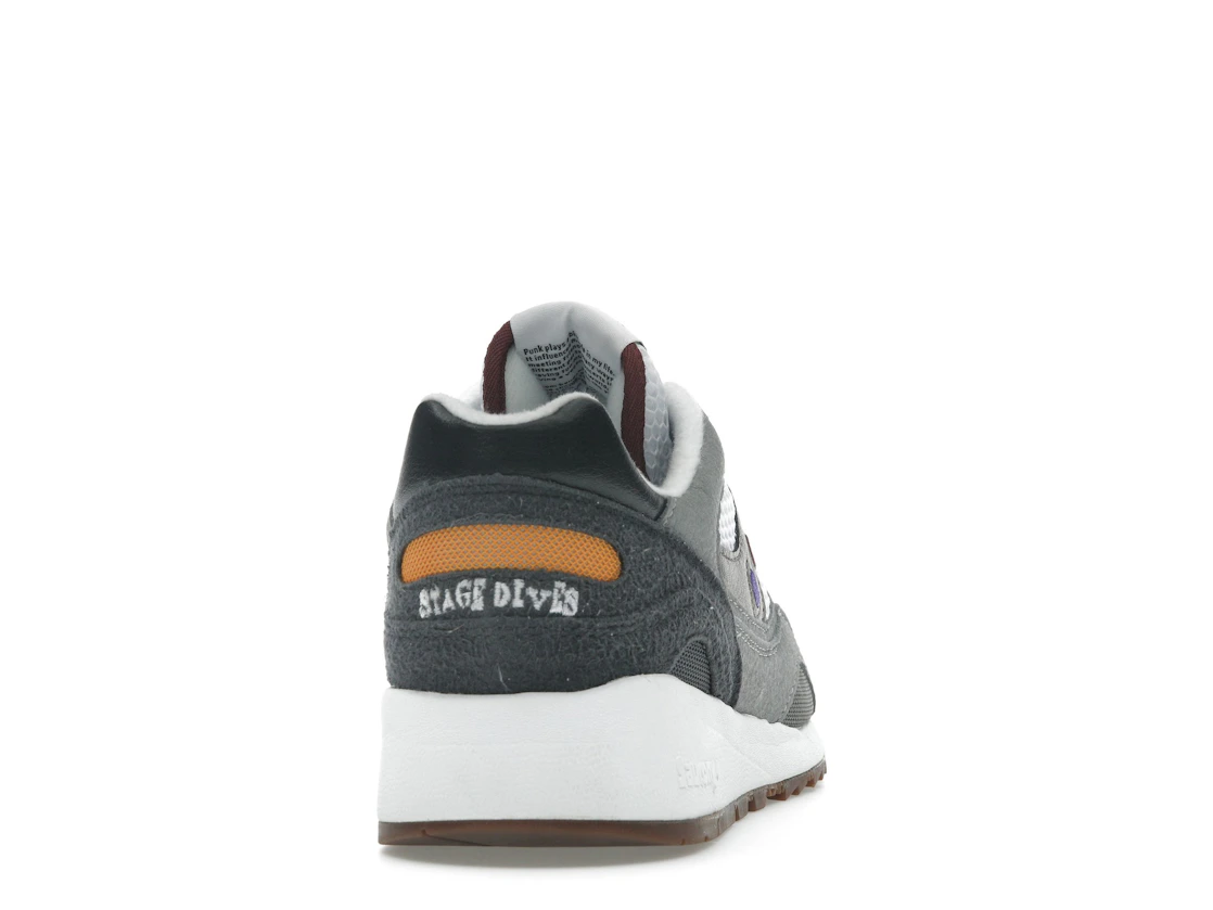 Vue 29 de Saucony Shadow 6000 Saucony & Friends Pack Hardcore Punk Scene