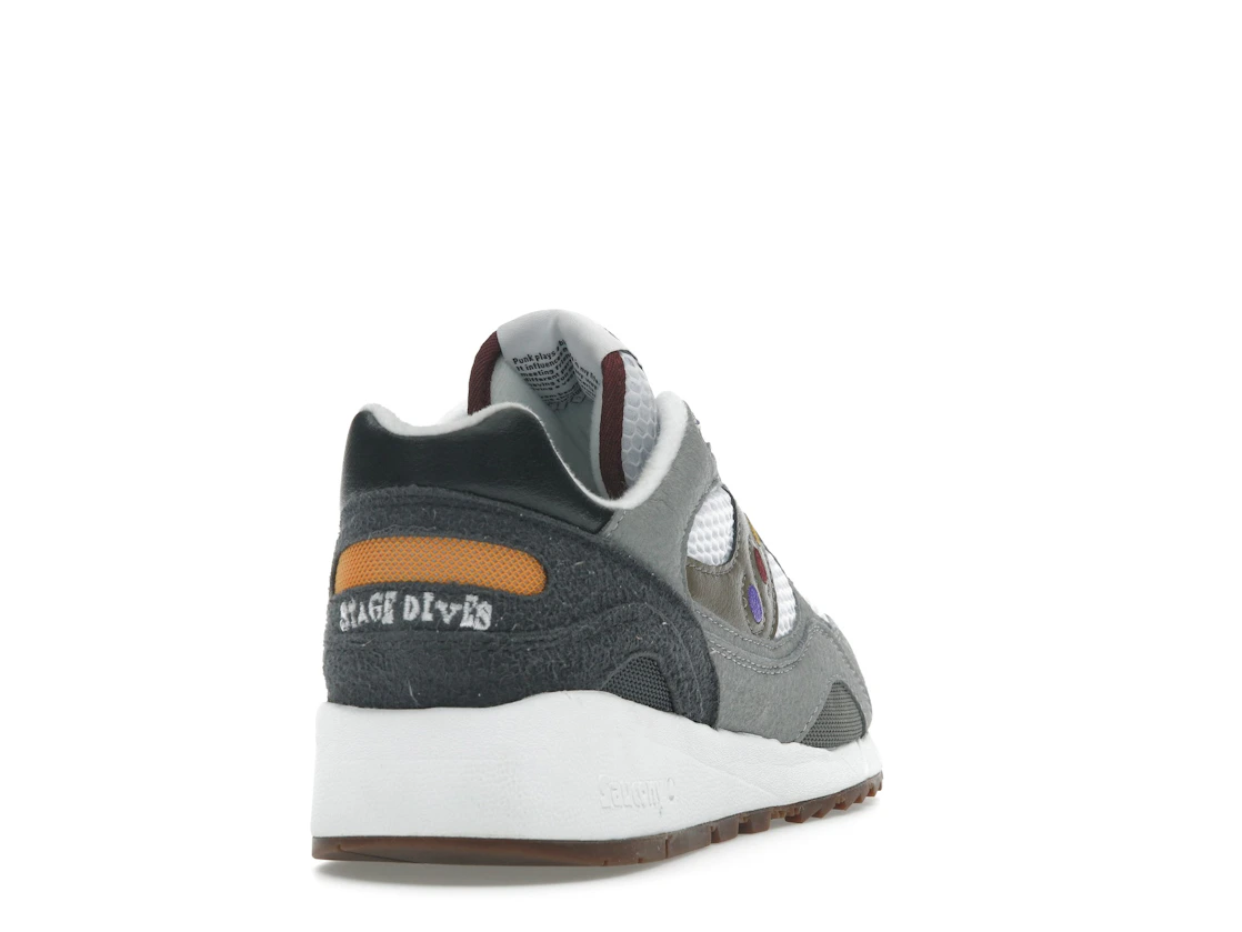 Vue 30 de Saucony Shadow 6000 Saucony & Friends Pack Hardcore Punk Scene