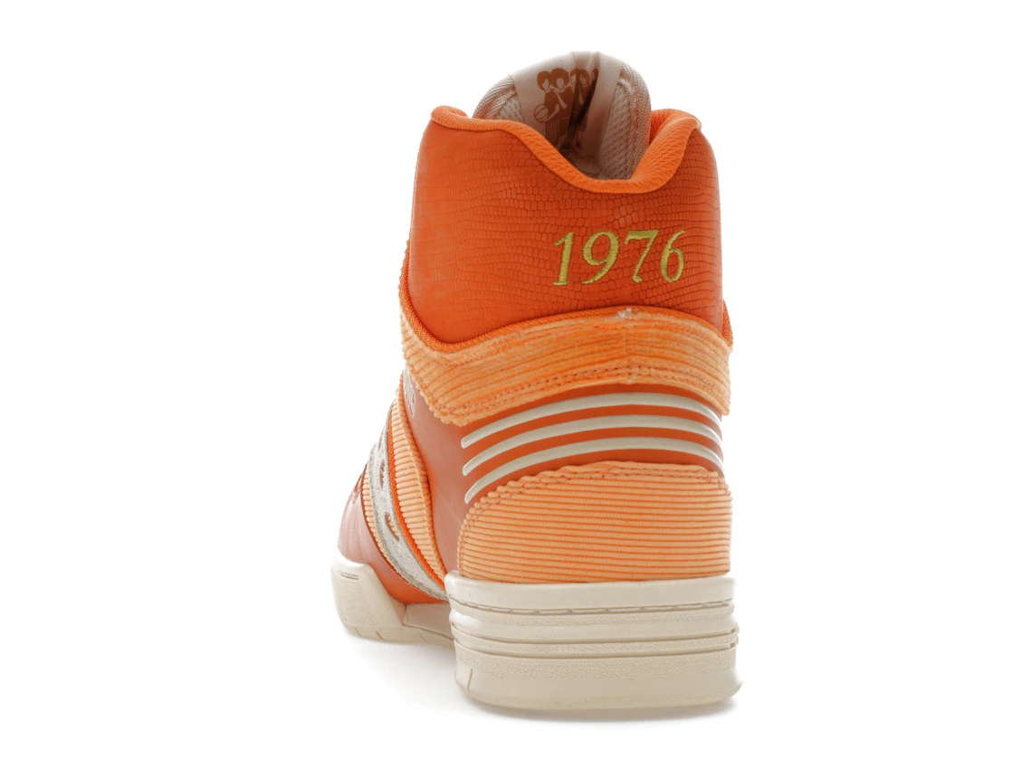 Vue 27 de Saucony Spot-Bilt Sonic High Trinidad James Hommewrk Luisa Harris