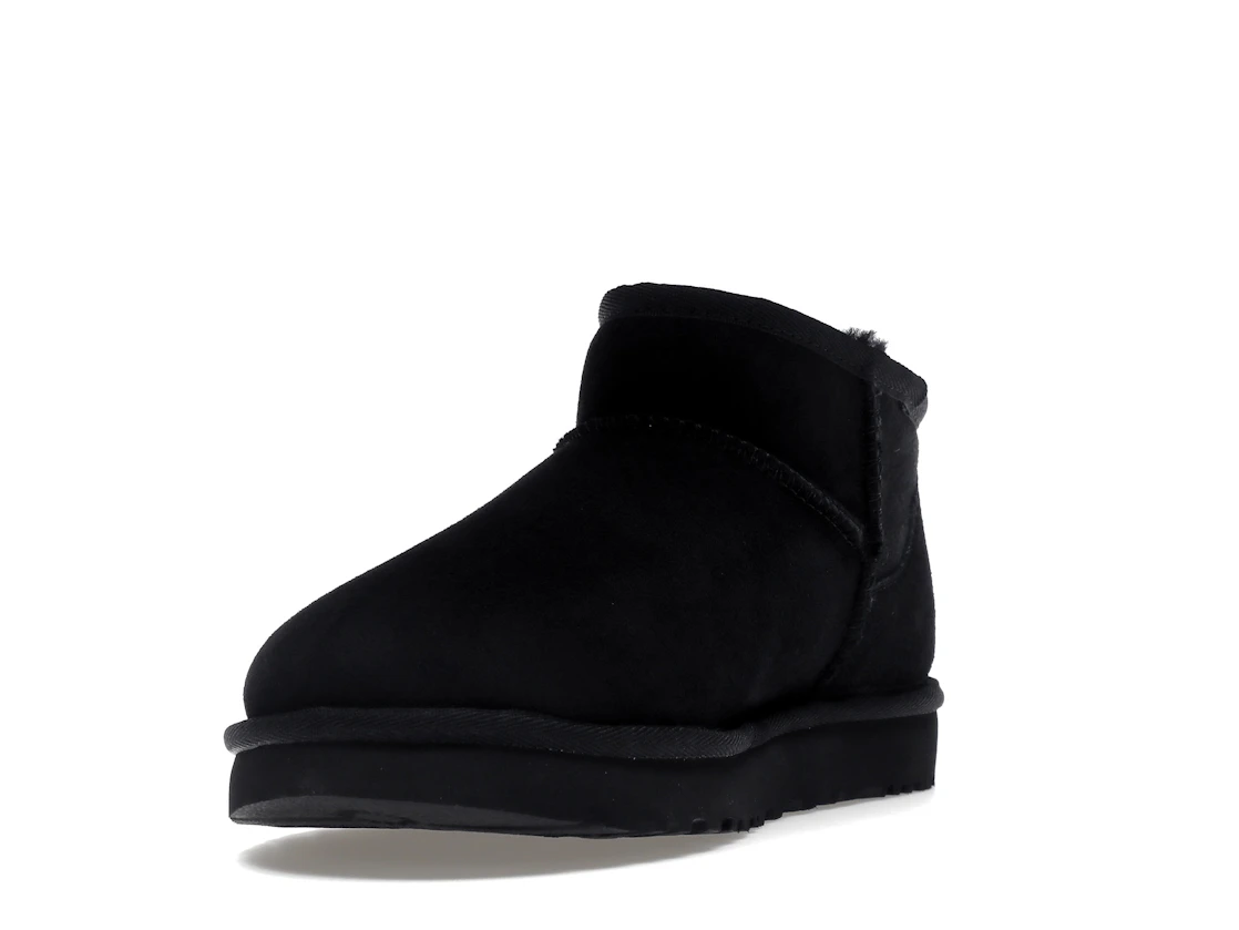 Vue 13 de UGG Classic Ultra Mini Boot Black 