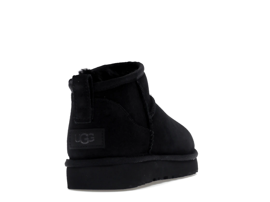 Vue 30 de UGG Classic Ultra Mini Boot Black 