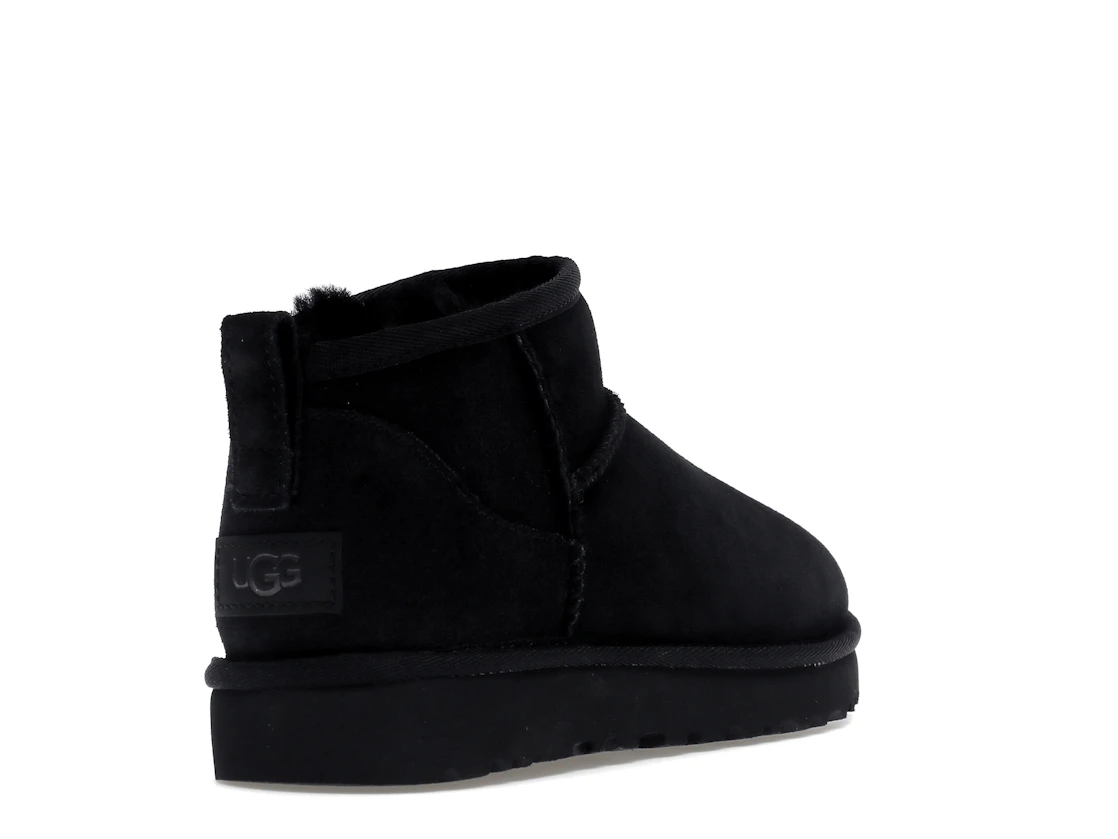 Vue 31 de UGG Classic Ultra Mini Boot Black 