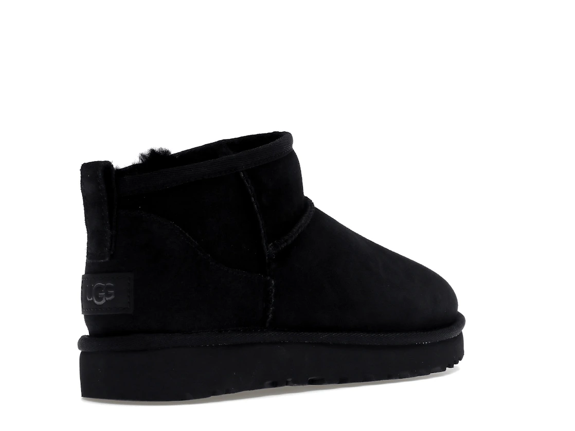 Vue 32 de UGG Classic Ultra Mini Boot Black 