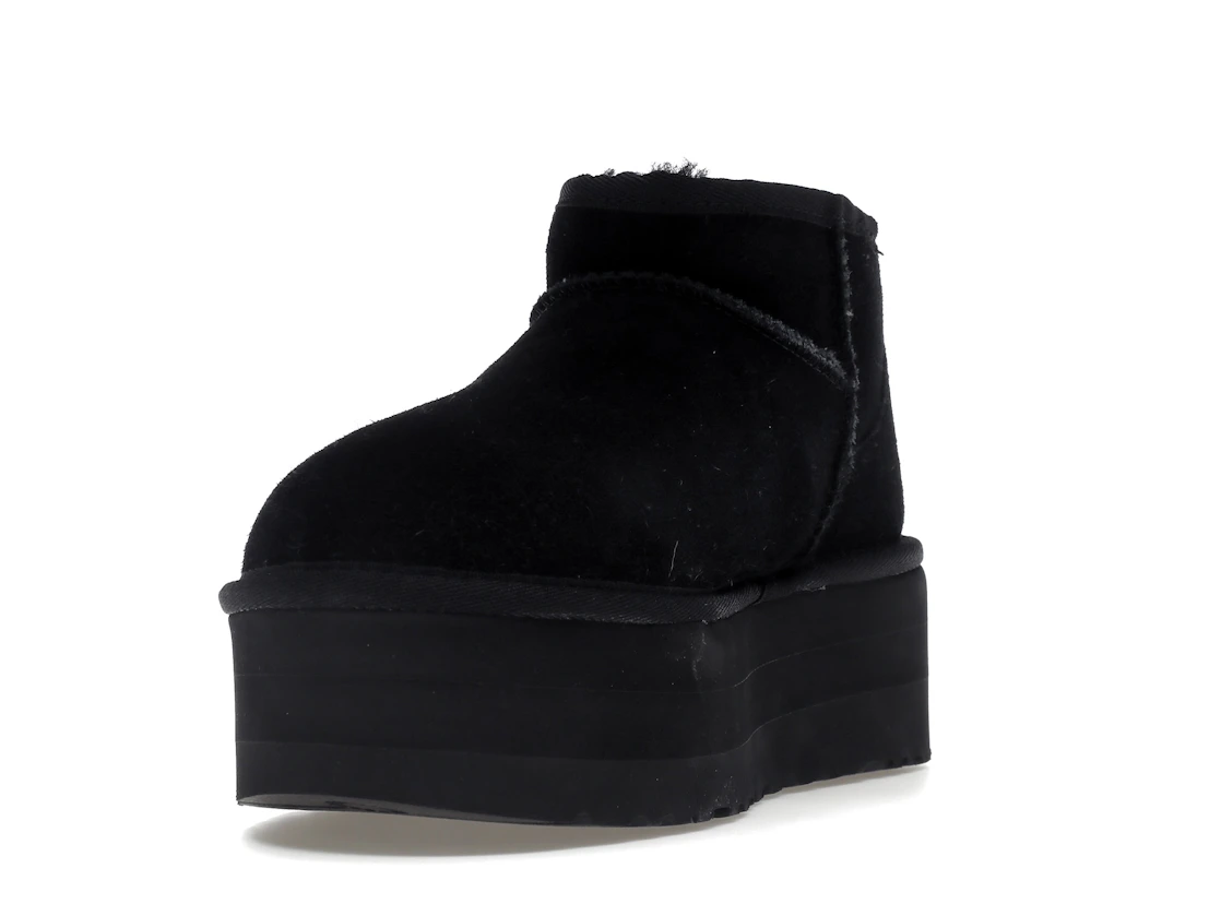 Vue 13 de UGG Classic Ultra Mini Platform Boot Black 