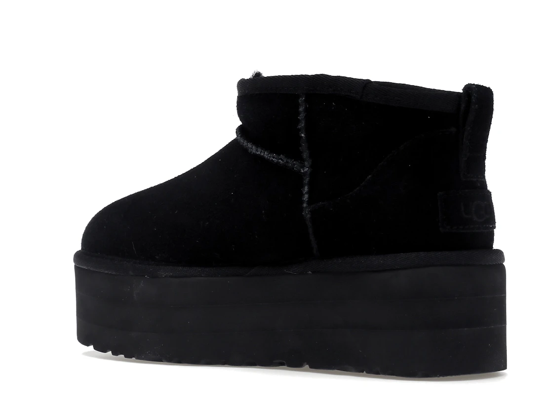 Vue 23 de UGG Classic Ultra Mini Platform Boot Black 