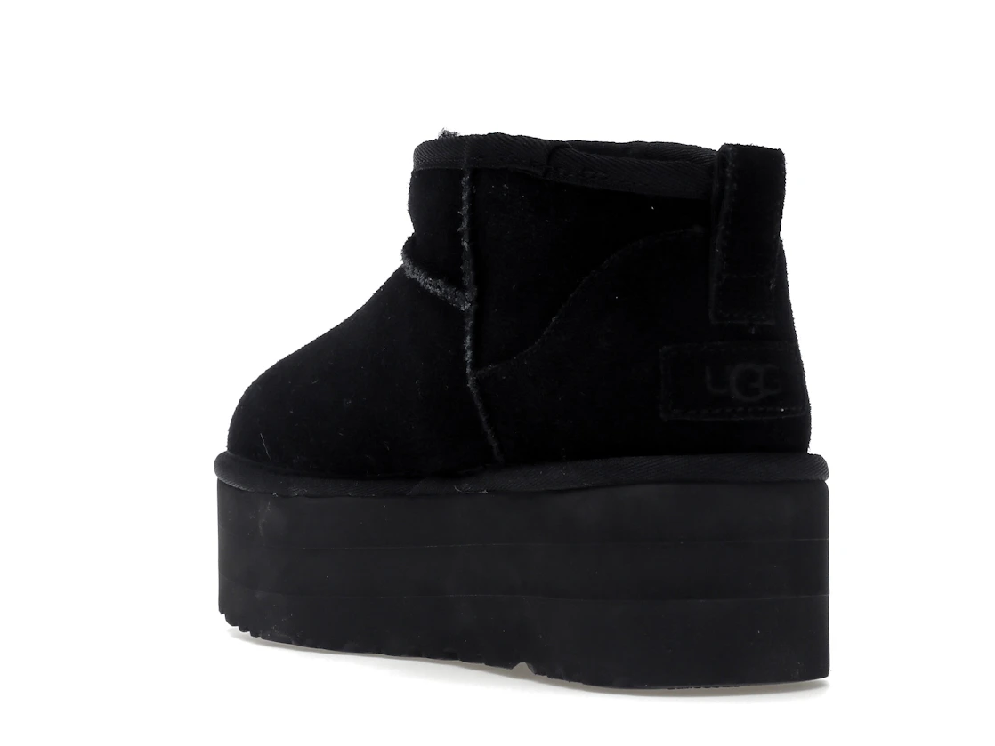 Vue 25 de UGG Classic Ultra Mini Platform Boot Black 