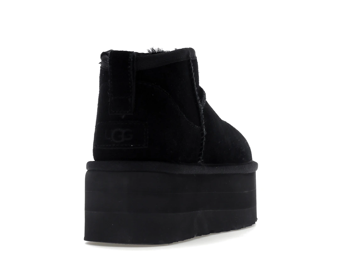 Vue 30 de UGG Classic Ultra Mini Platform Boot Black 