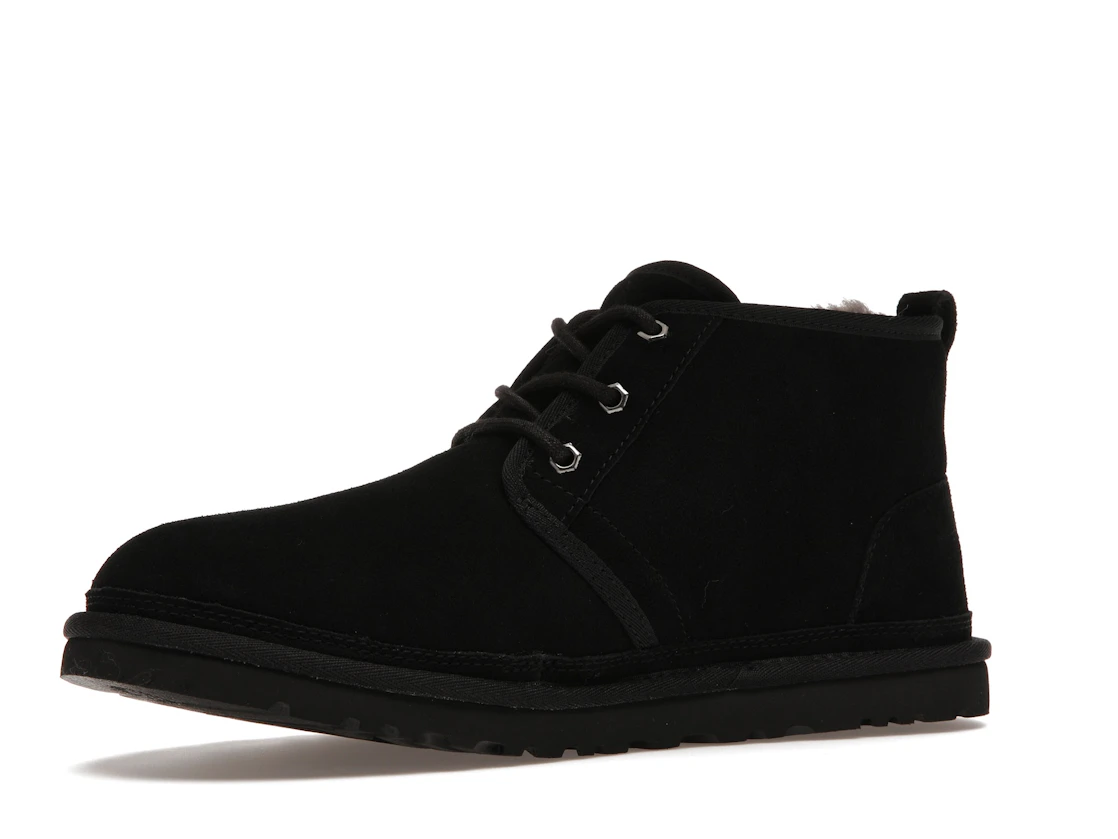Vue 16 de UGG Neumel Boot Black