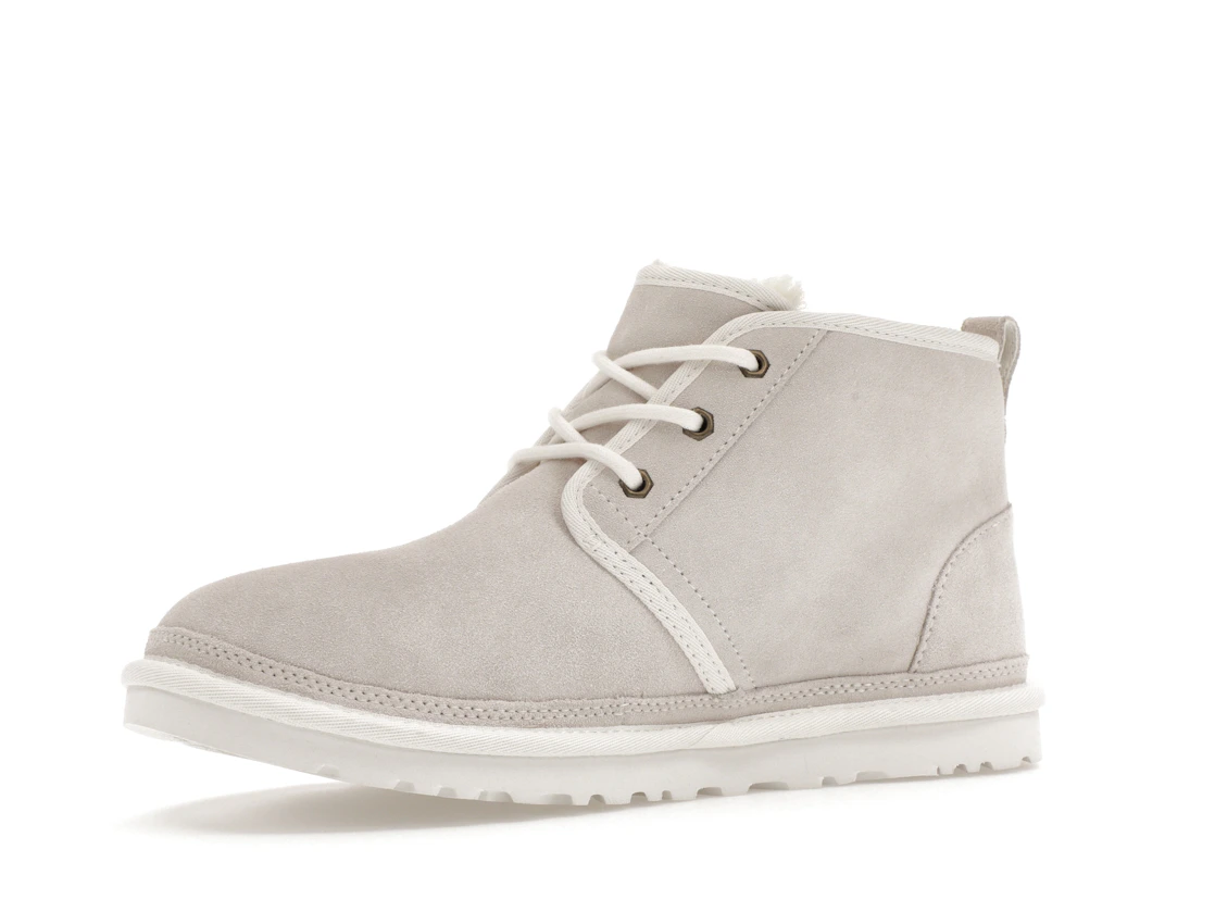 Vue 16 de UGG Neumel Boot White