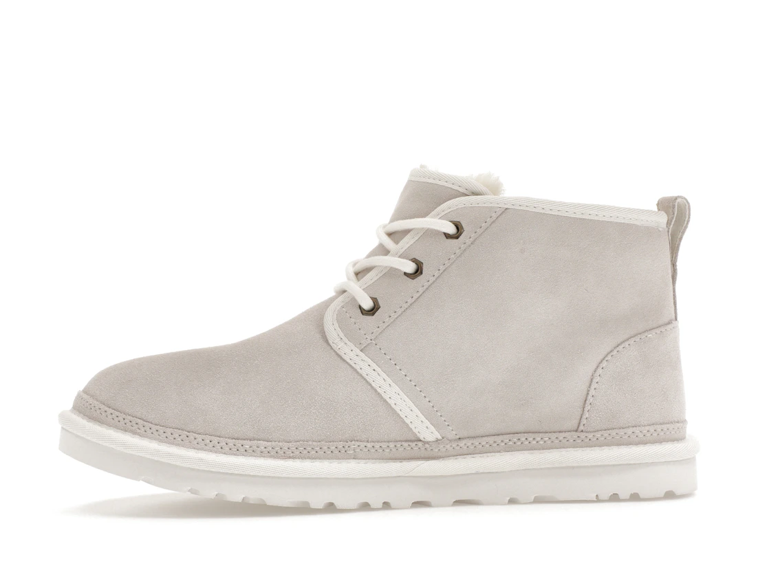 Vue 18 de UGG Neumel Boot White