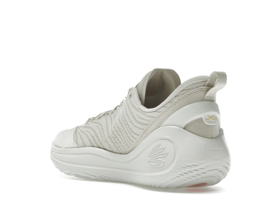 Vue 24 de Under Armour Curry Flow 12 STRN