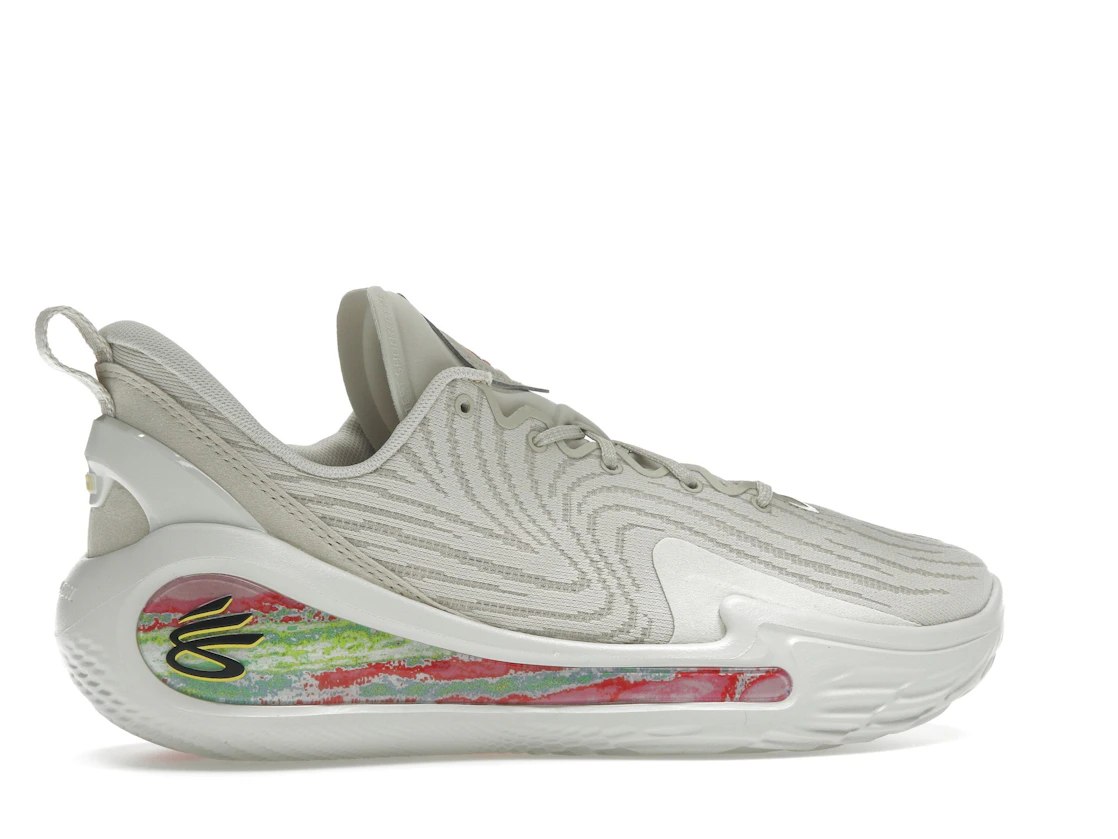 Vue 35 de Under Armour Curry Flow 12 STRN