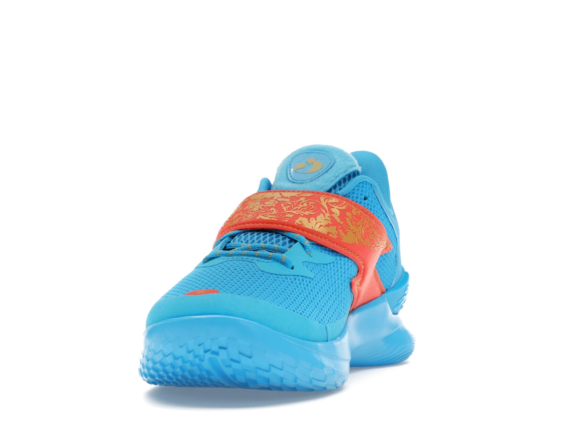 Vue 12 de Under Armour Curry Fox 1 Happy Fox Day