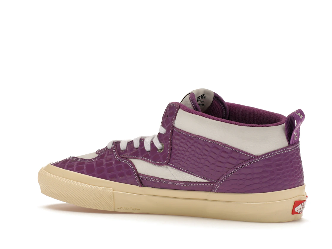 Vue 22 de Vans Skate Half Cab Carpet Company Violet