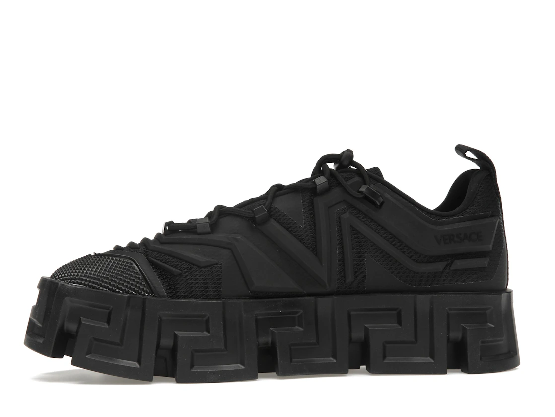 Vue 18 de Versace Greca Labyrinth Lace-up Sneaker Black