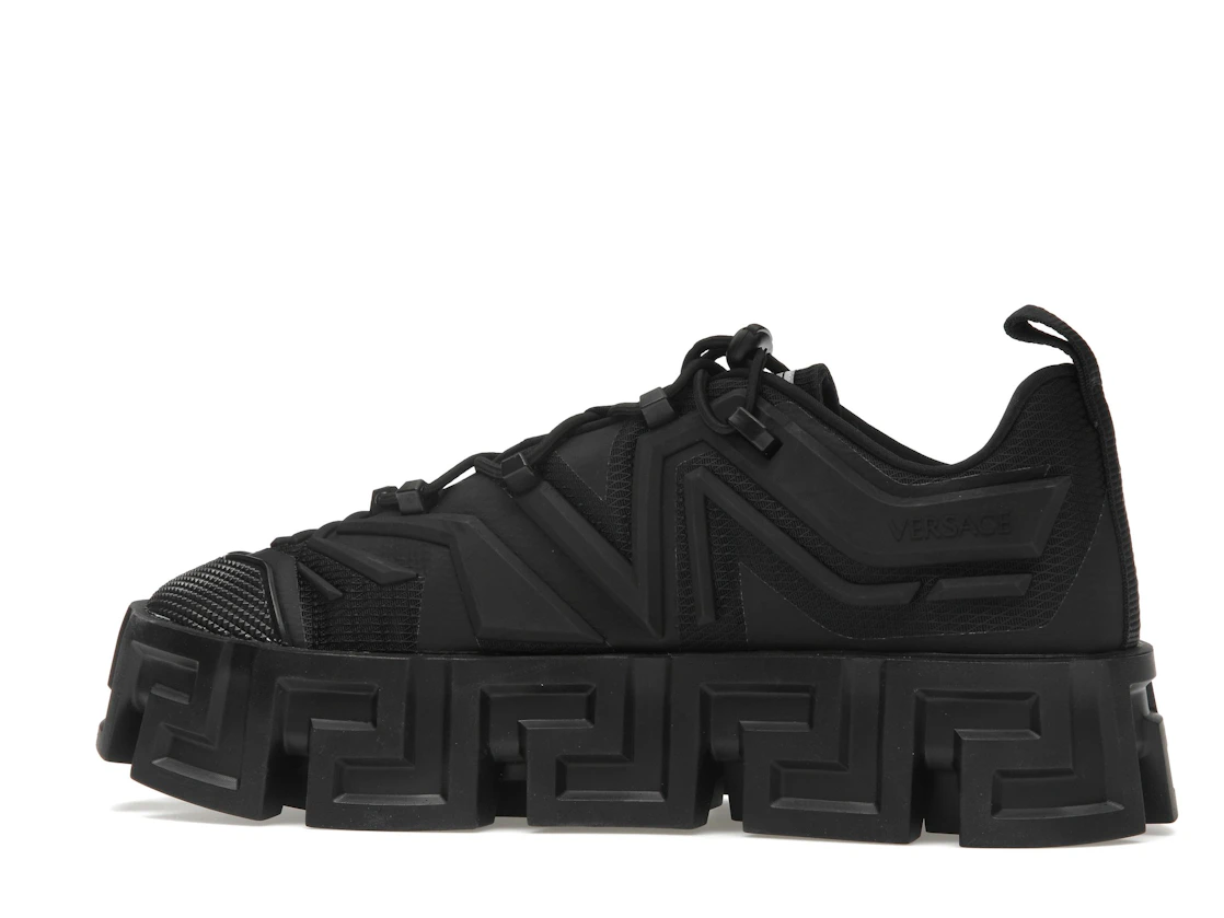 Vue 21 de Versace Greca Labyrinth Lace-up Sneaker Black