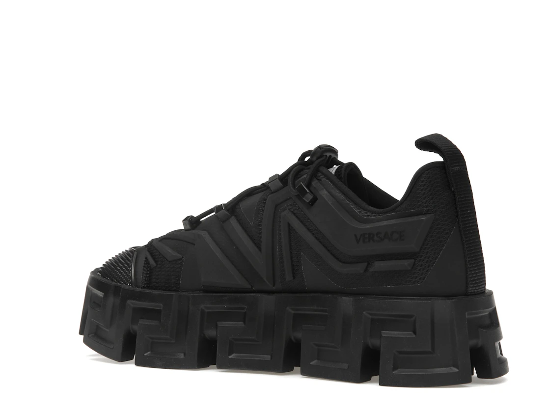 Vue 23 de Versace Greca Labyrinth Lace-up Sneaker Black