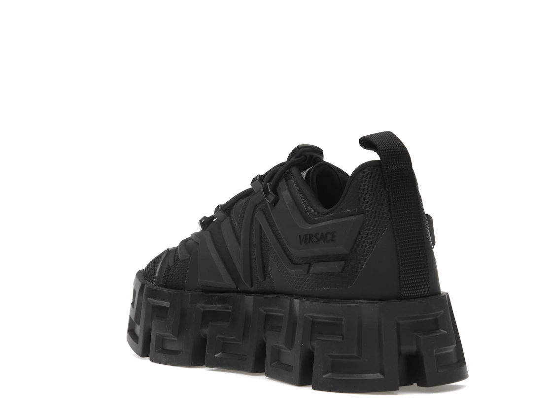 Vue 25 de Versace Greca Labyrinth Lace-up Sneaker Black
