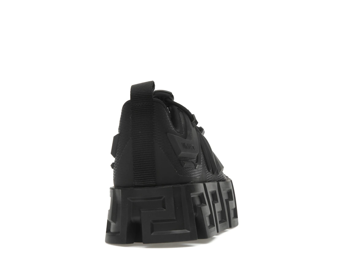 Vue 29 de Versace Greca Labyrinth Lace-up Sneaker Black
