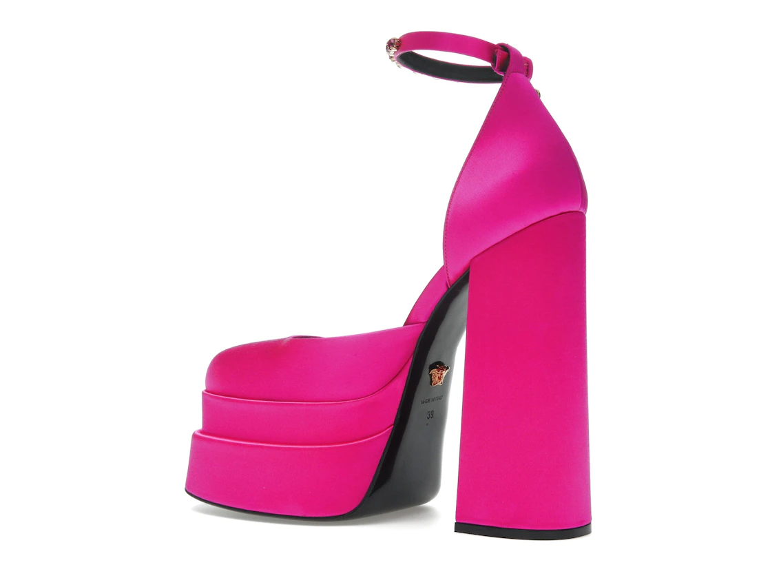 Vue 22 de Versace Medusa Aevitas 155mm Platform Pumps Deep Fuschia