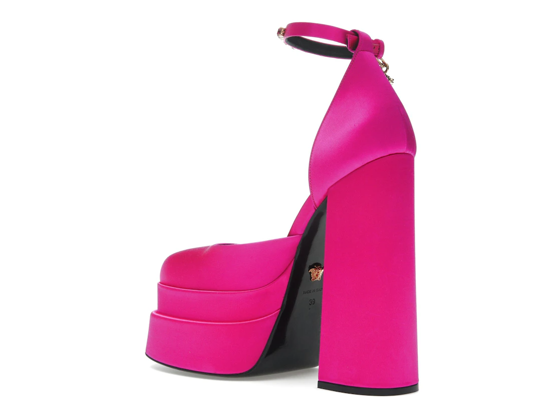 Vue 23 de Versace Medusa Aevitas 155mm Platform Pumps Deep Fuschia