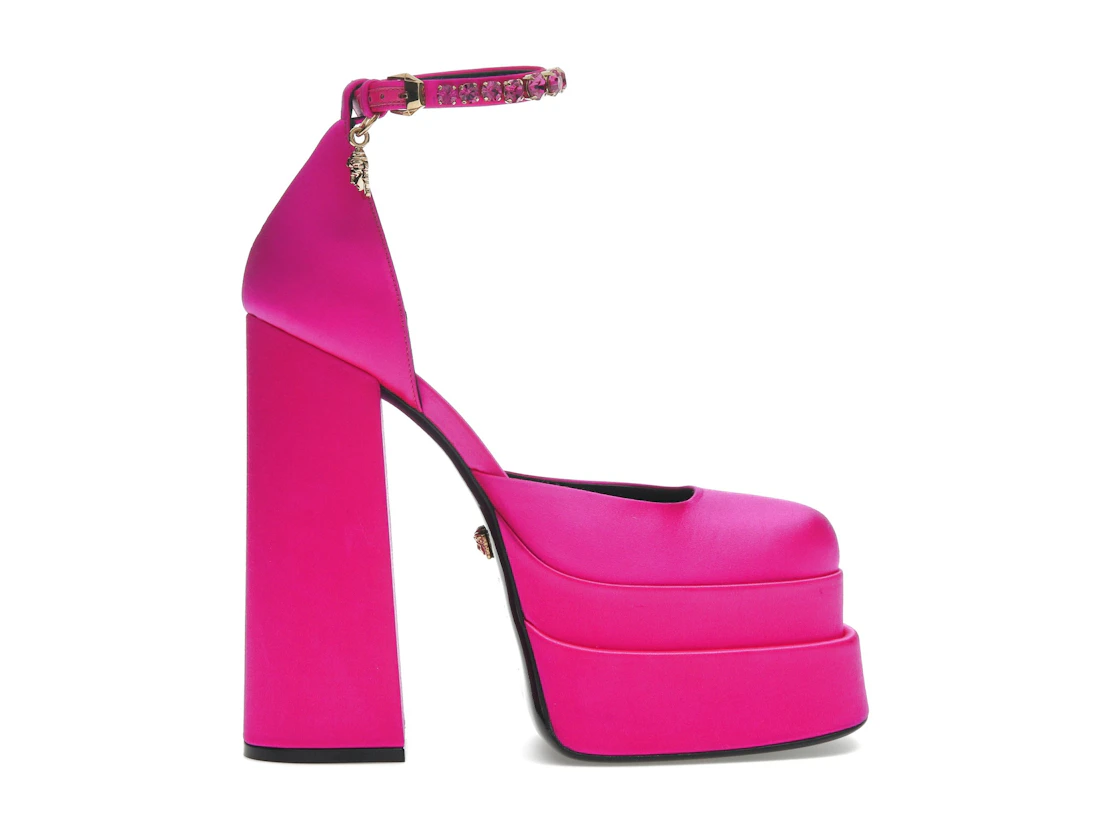 Vue 36 de Versace Medusa Aevitas 155mm Platform Pumps Deep Fuschia