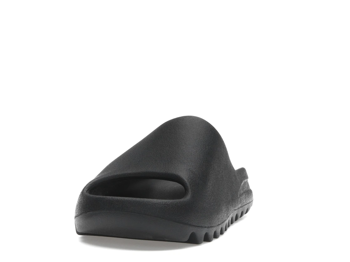 Vue 12 de YZY YS-01 Black