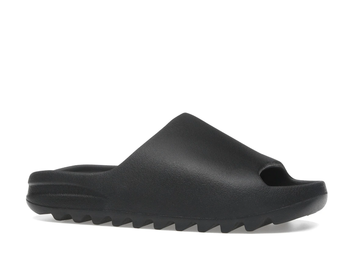Vue 3 de YZY YS-01 Black
