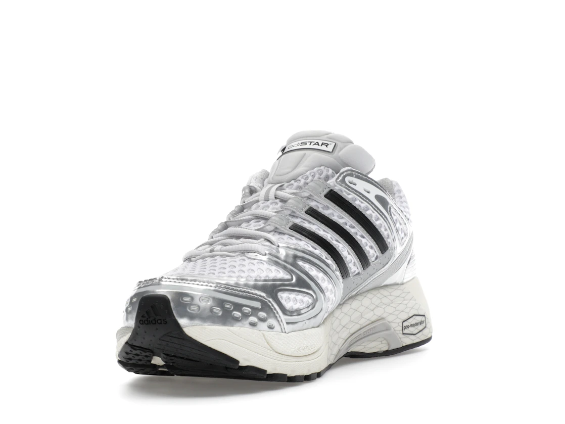 Vue 13 de adidas Adistar Control 5 Silver Metallic Black