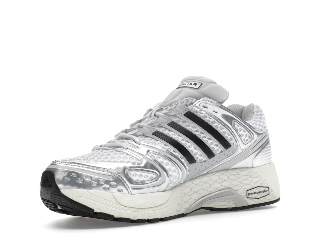 Vue 15 de adidas Adistar Control 5 Silver Metallic Black