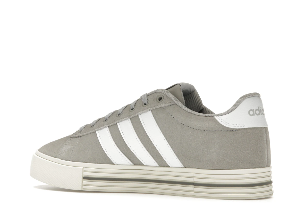 Vue 22 de adidas Daily 4.0 Grey Cloud White Off White