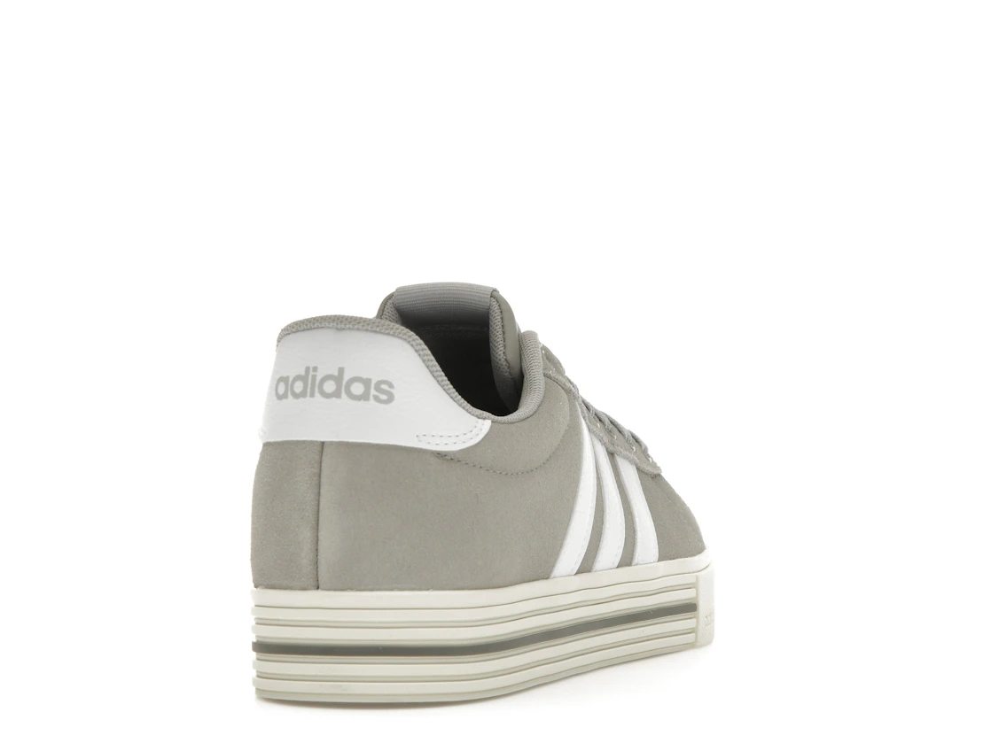 Vue 30 de adidas Daily 4.0 Grey Cloud White Off White