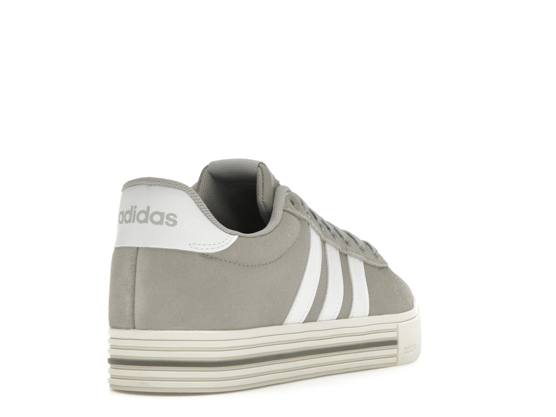 Vue 31 de adidas Daily 4.0 Grey Cloud White Off White