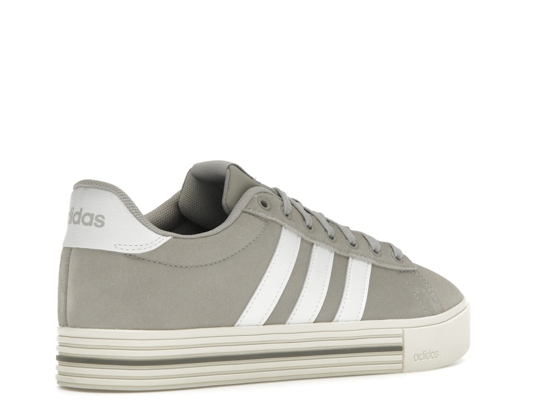 Vue 33 de adidas Daily 4.0 Grey Cloud White Off White